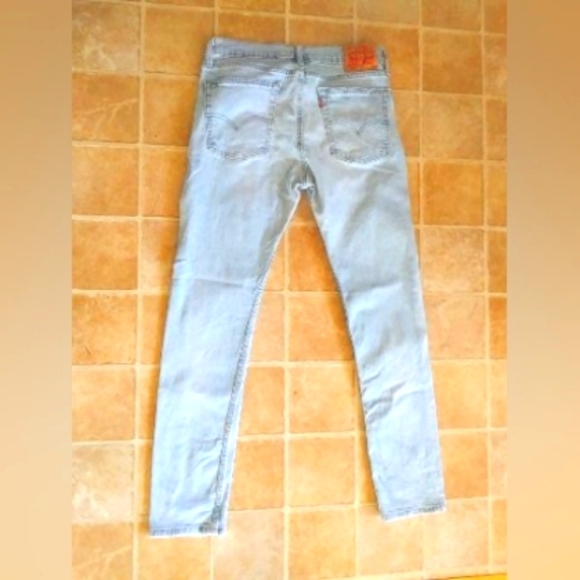 Jeans - Picture 2 of 4